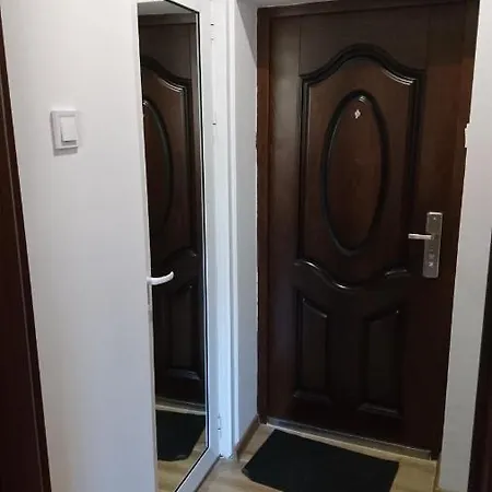 Newly Renovated Studio In The Top Centre Of Apartment Burgas